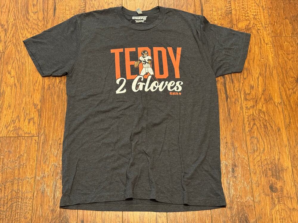 BreakingT Teddy Bridgewater Two Gloves 2021 T-Shirt - Unisex L